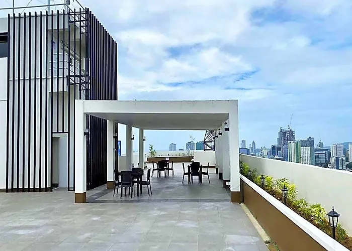 Отель Londoner Estate 3*